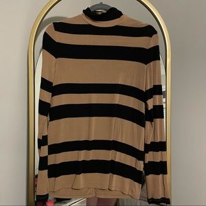 Banana Republic Signature Soft Tee Mock Neck Small Tan and Black Stripes
